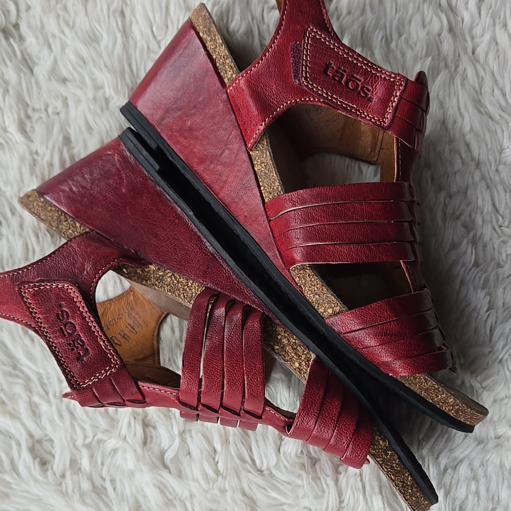 Taos Footwear Red Woven Leather Wedge Sandals - Picture 7 of 10